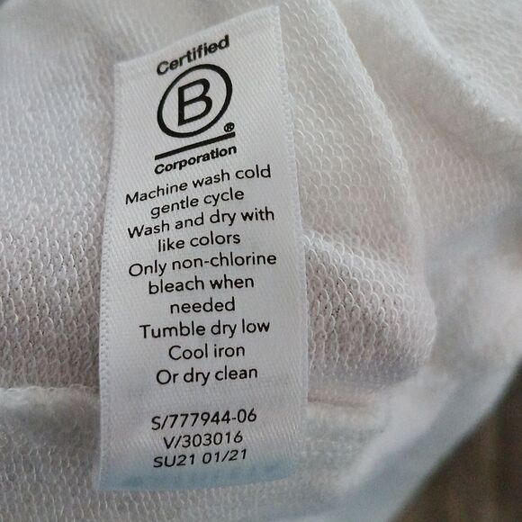 Athleta Pranayama White open front Wrap Knit Long Cardigan Sweater  Size M NWOT - Picture 8 of 8